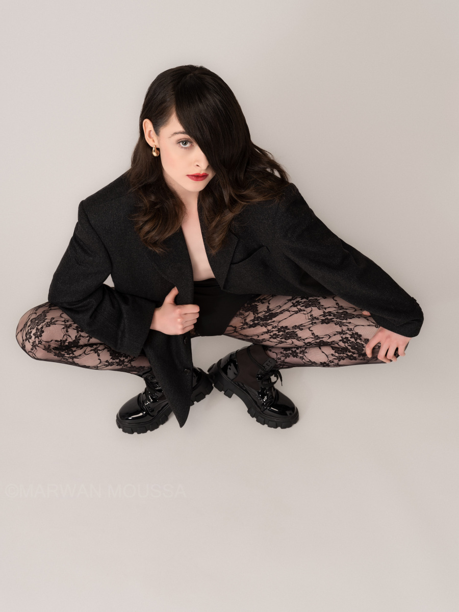 Portrait de Lou Depechy, mannequin, réalisé par Marwan Moussa,