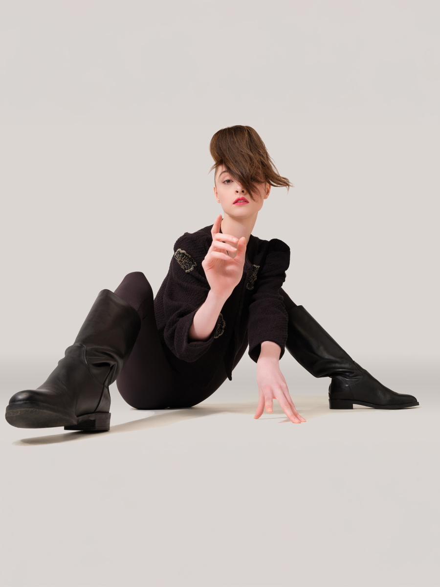 Portrait de Lou Depechy, mannequin, réalisé par Marwan Moussa,